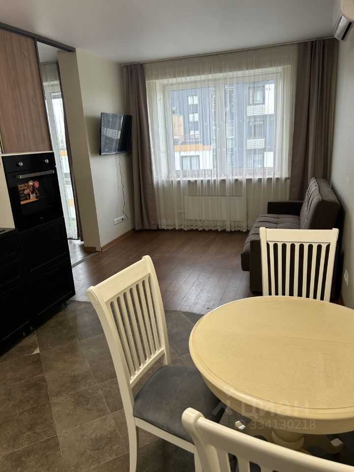 1-комнатная квартира, 35 м² — фотография 2
