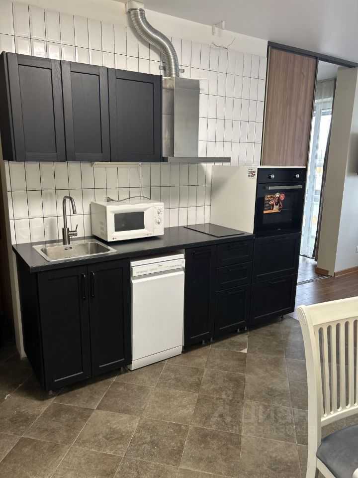 1-комнатная квартира, 35 м² — фотография 3