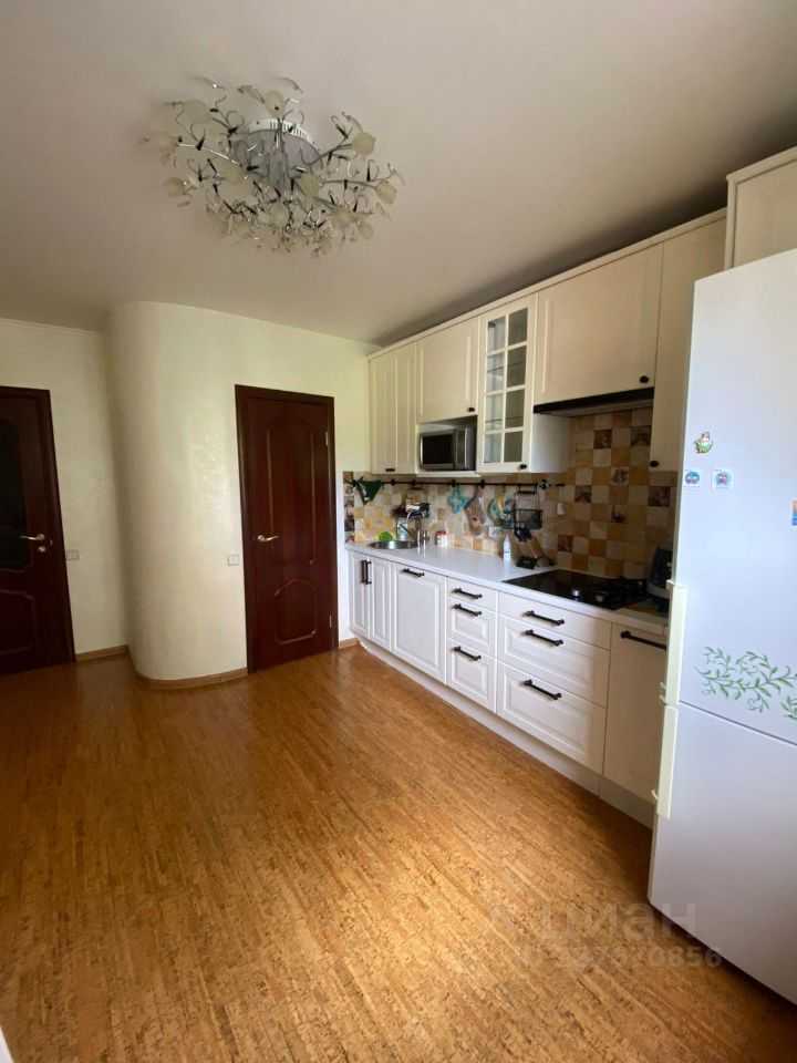 3-комнатная квартира, 90 м² — фотография 3