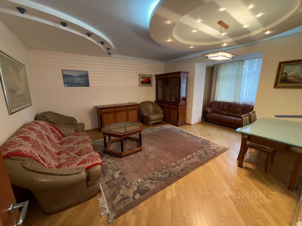 3-комнатная квартира, 82 м²