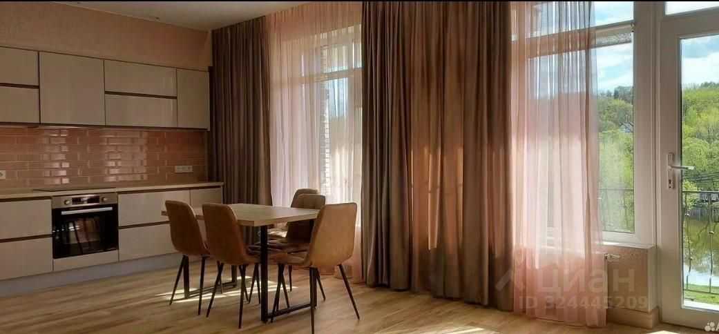 3-комнатная квартира, 90 м² — фотография 3