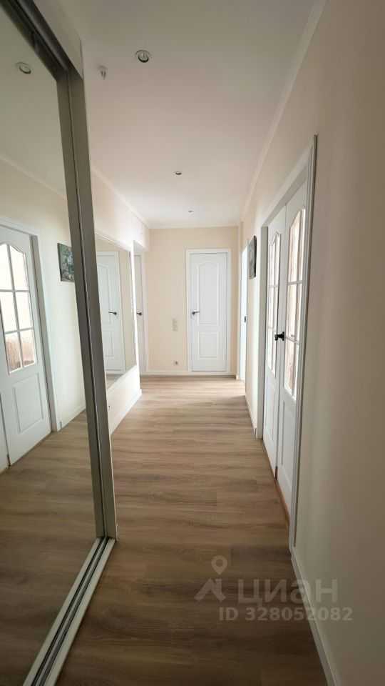 4-комнатная квартира, 96 м² — фотография 2