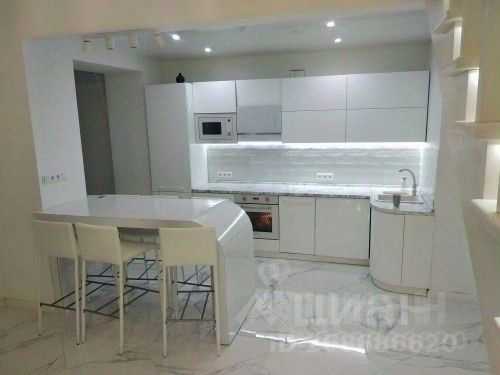 4-комнатная квартира, 77 м² — фотография 3