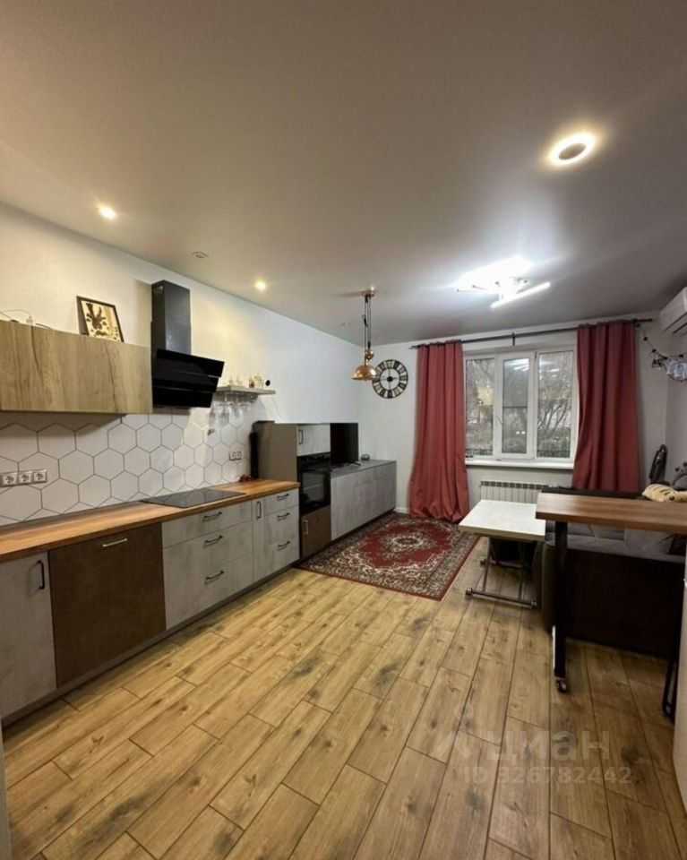 2-комнатная квартира, 80 м² — фотография 2