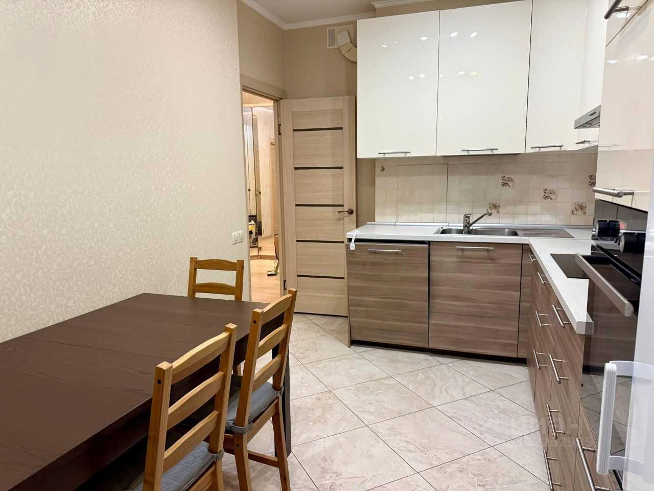3-комнатная квартира, 75 м² — фотография 2