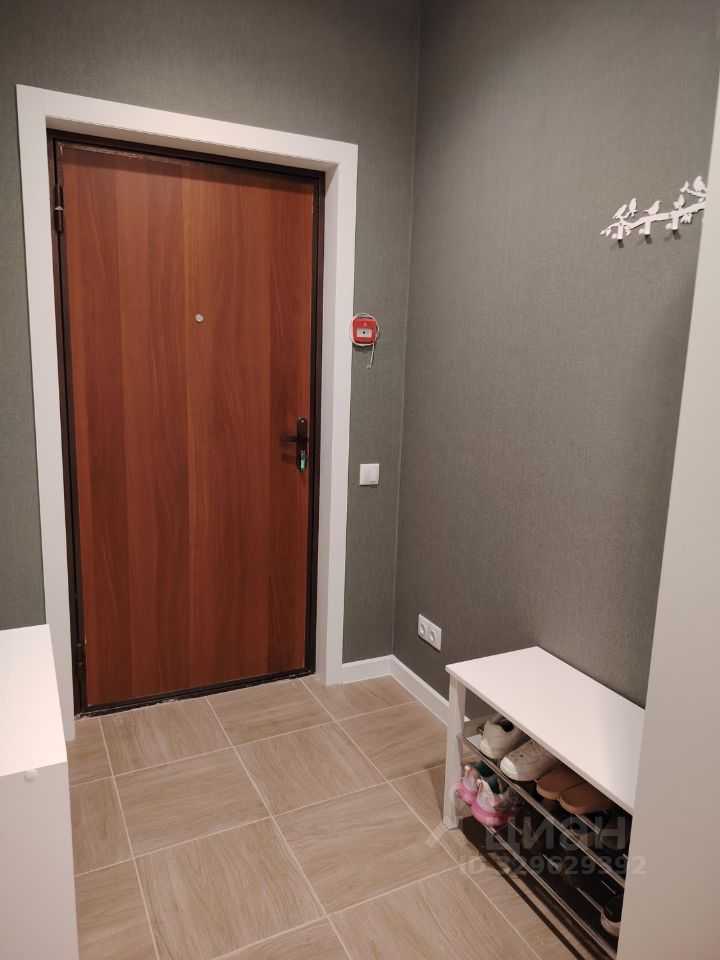2-комнатная квартира, 67 м² — фотография 2