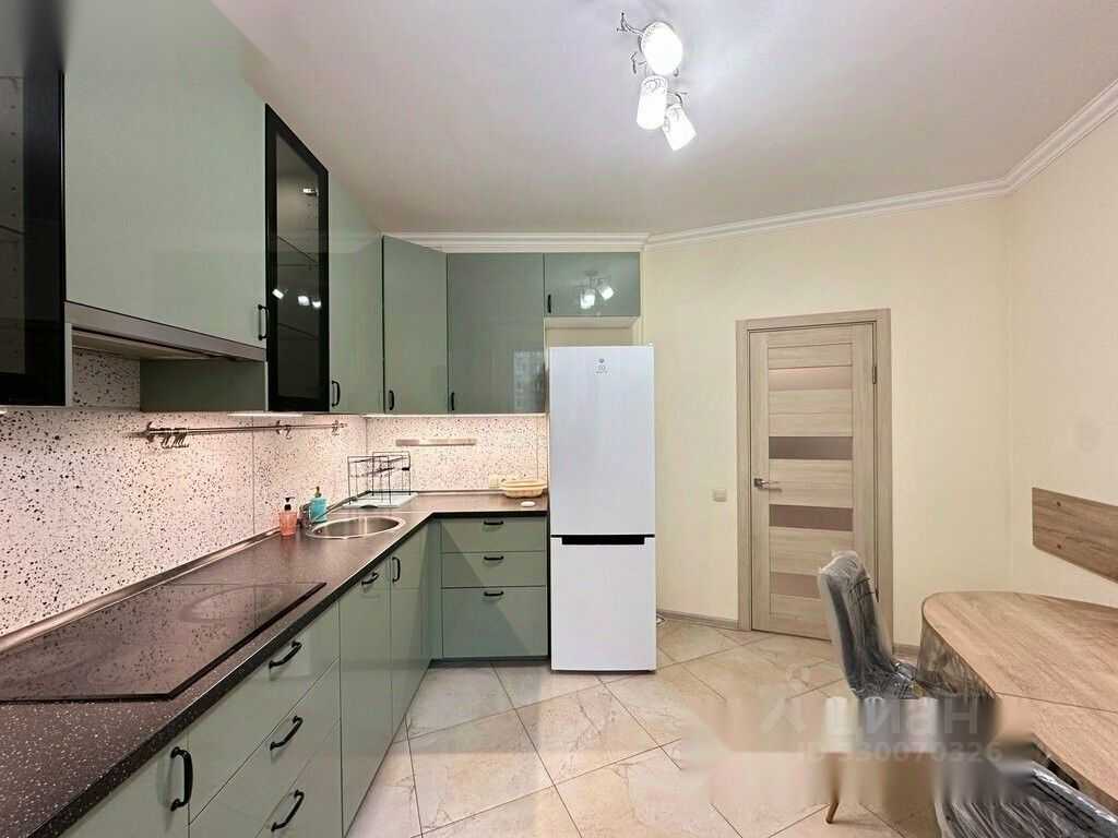 2-комнатная квартира, 72 м² — фотография 3