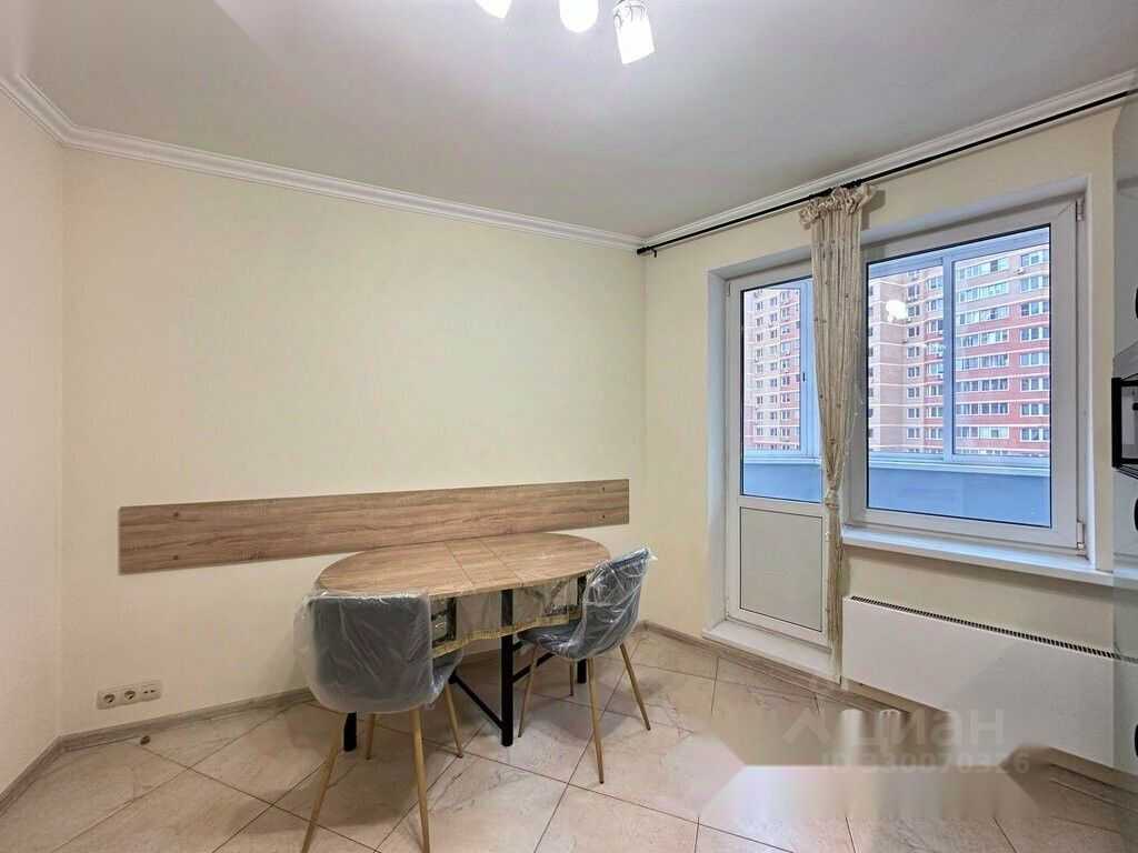 2-комнатная квартира, 72 м² — фотография 2