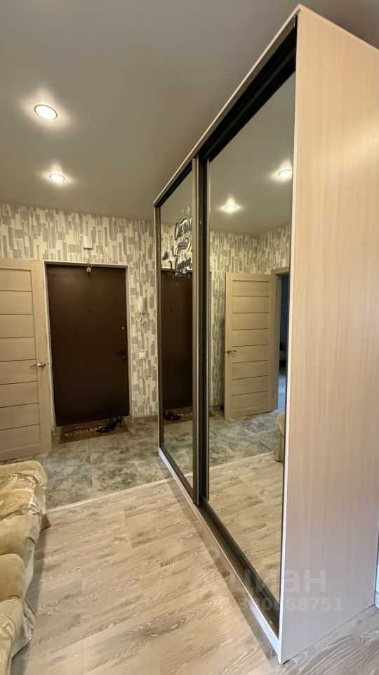 2-комнатная квартира, 64 м² — фотография 3