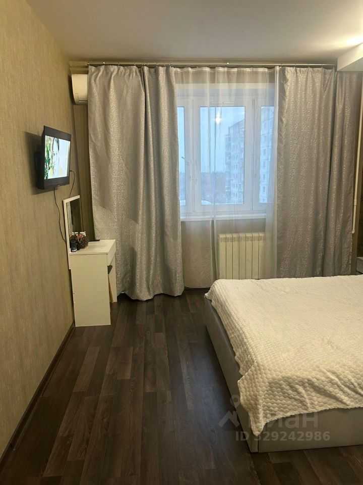 2-комнатная квартира, 56 м² — фотография 2