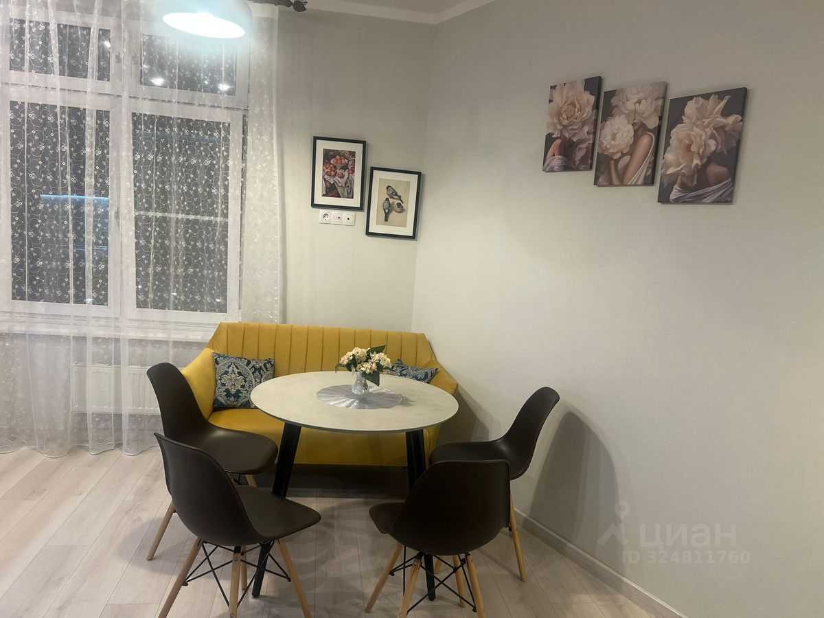 2-комнатная квартира, 65 м² — фотография 2