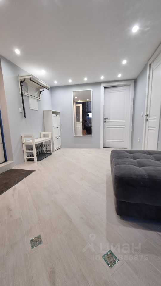4-комнатная квартира, 64 м² — фотография 2
