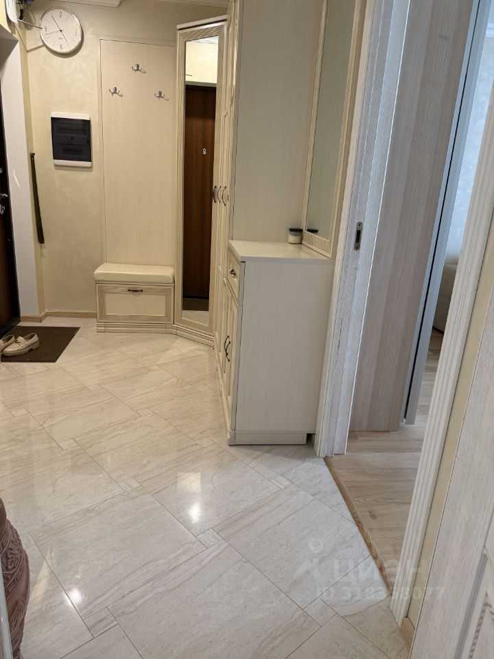 1-комнатная квартира, 46 м² — фотография 2