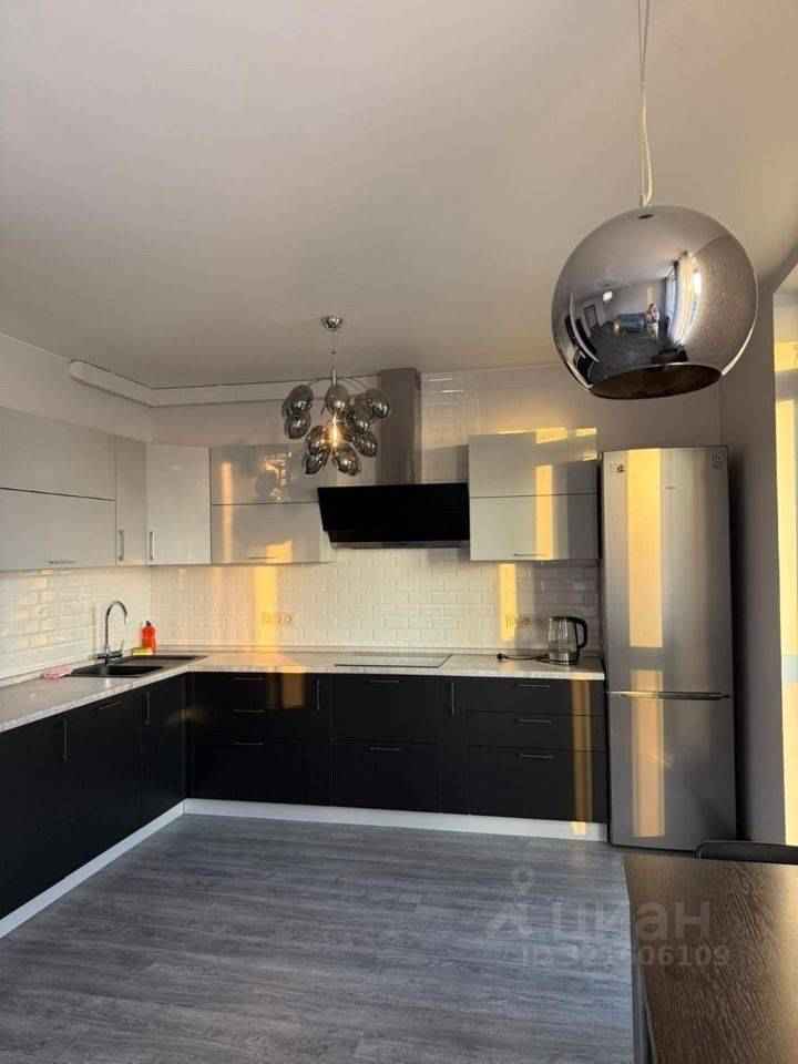 2-комнатная квартира, 64 м² — фотография 2