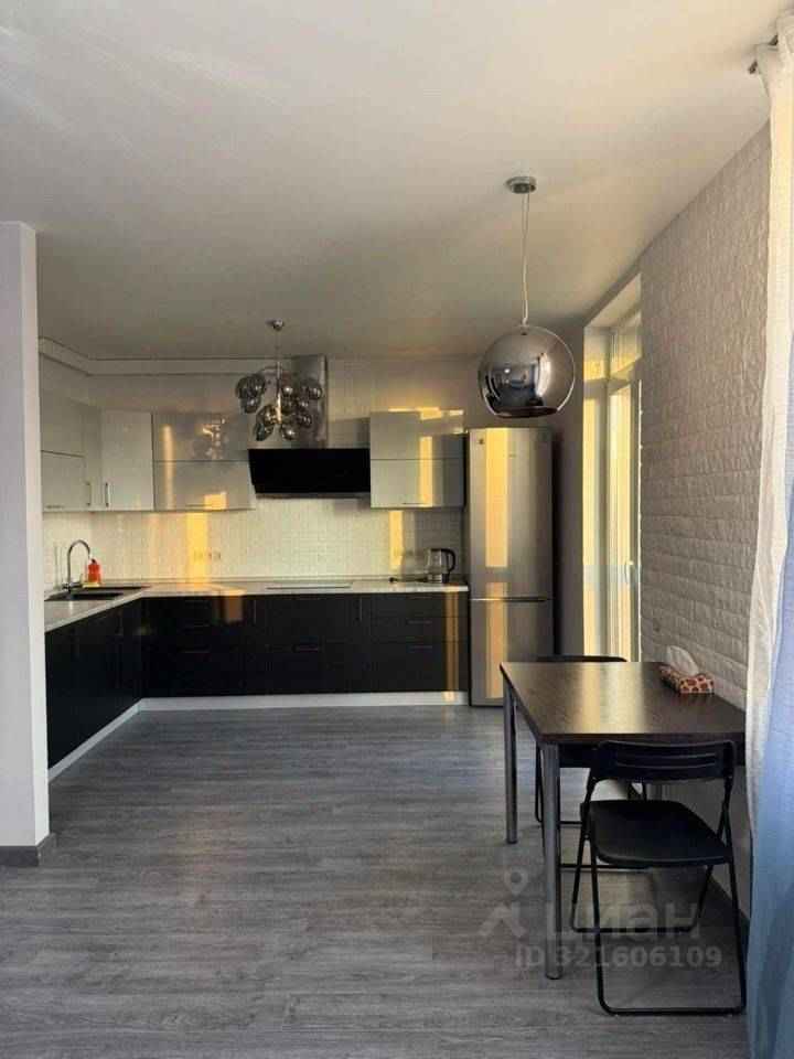 2-комнатная квартира, 64 м² — фотография 3