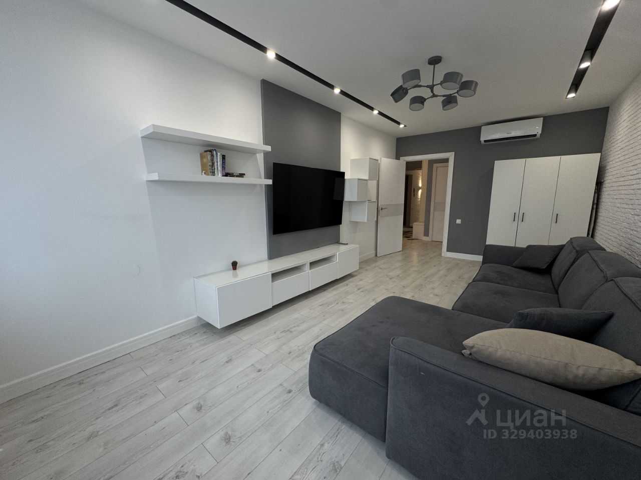 2-комнатная квартира, 62 м² — фотография 2