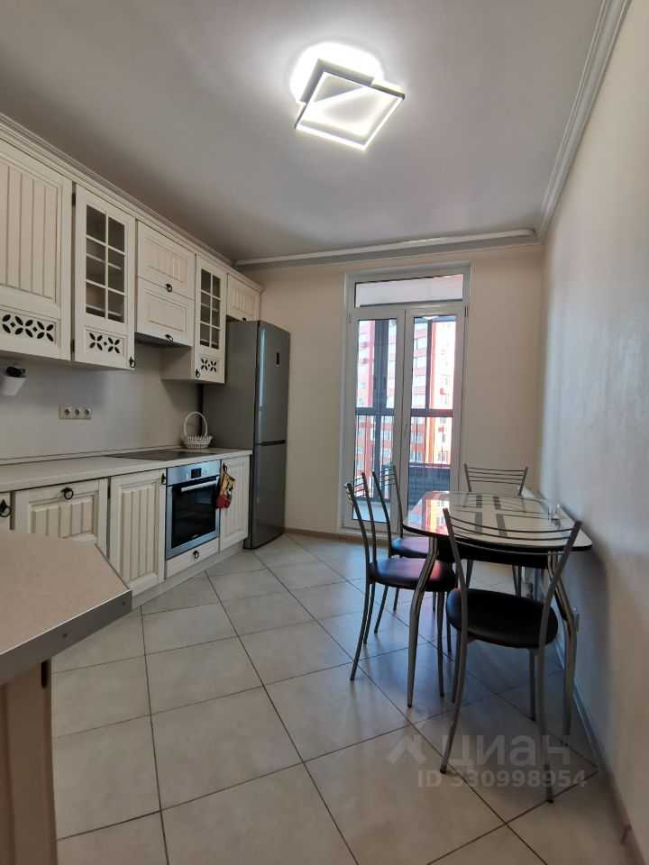 1-комнатная квартира, 42 м² — фотография 3