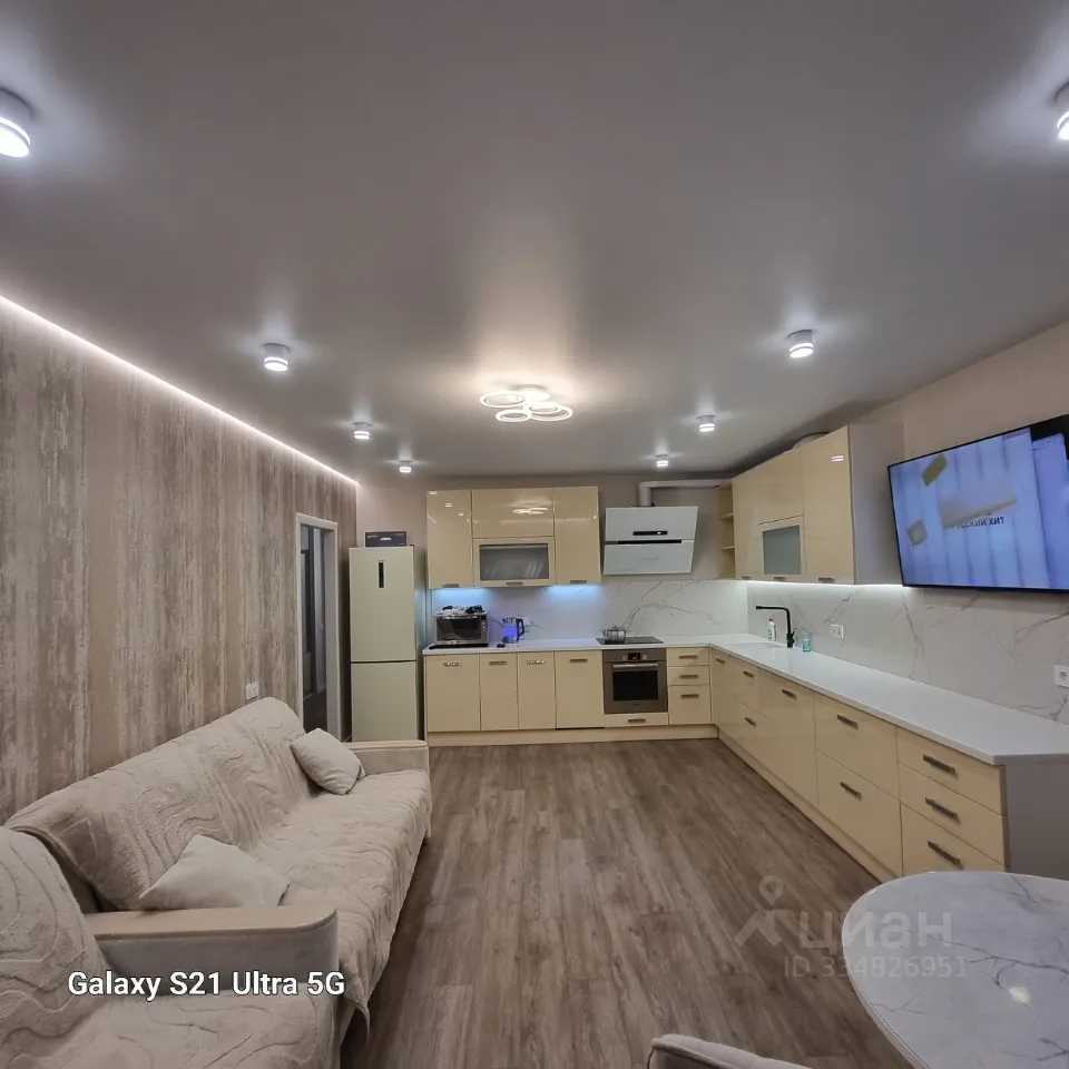 2-комнатная квартира, 72 м² — фотография 3