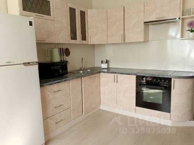 2-комнатная квартира, 70 м² — фотография 2