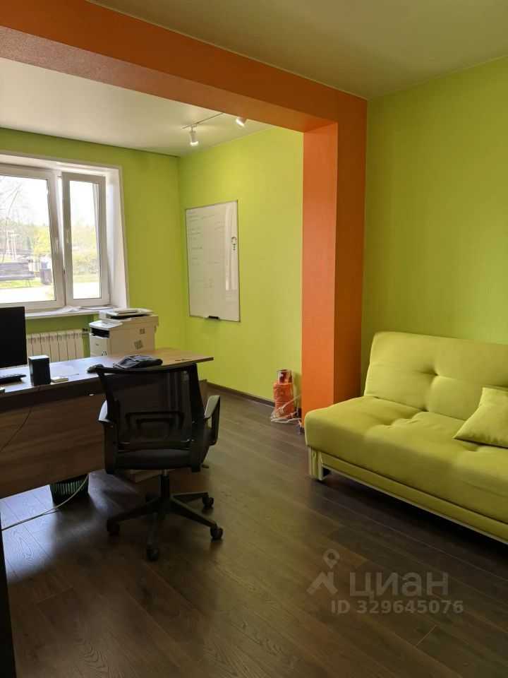 3-комнатная квартира, 77 м² — фотография 3