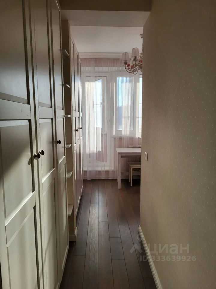 4-комнатная квартира, 80 м² — фотография 3