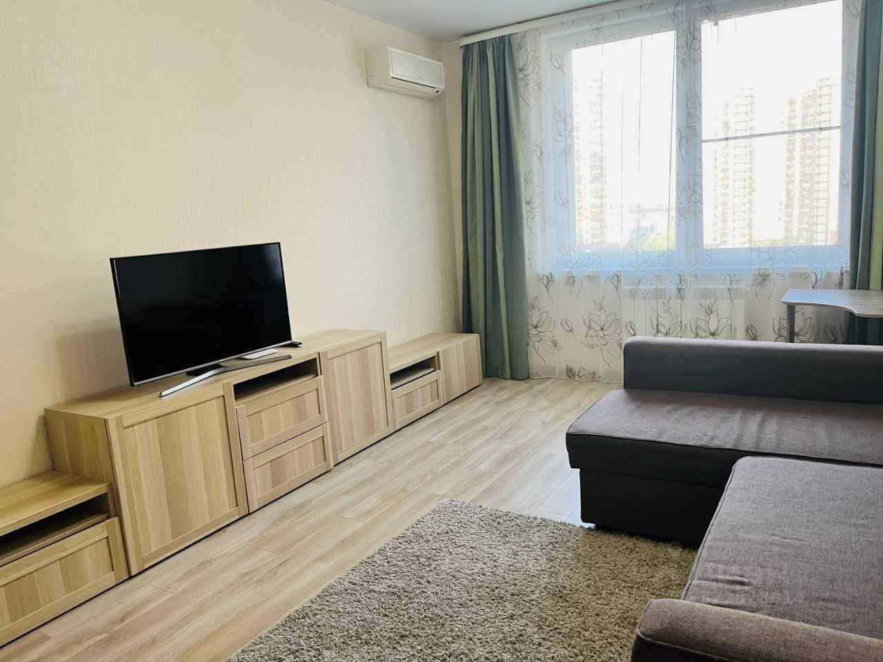 2-комнатная квартира, 63 м² — фотография 2