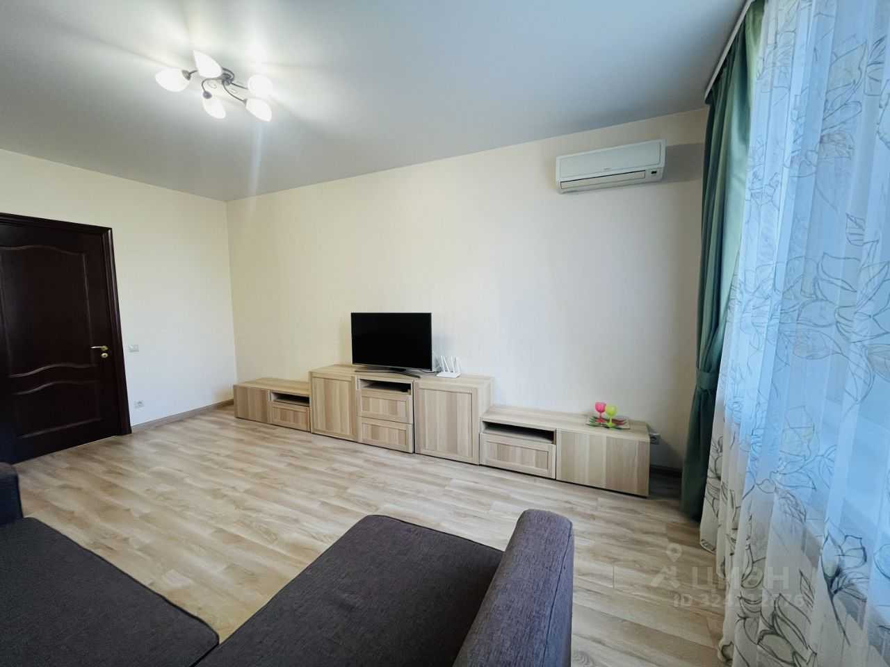 2-комнатная квартира, 63 м² — фотография 2