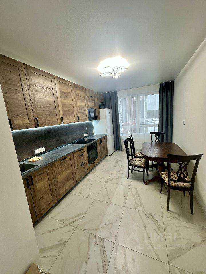 3-комнатная квартира, 87 м²