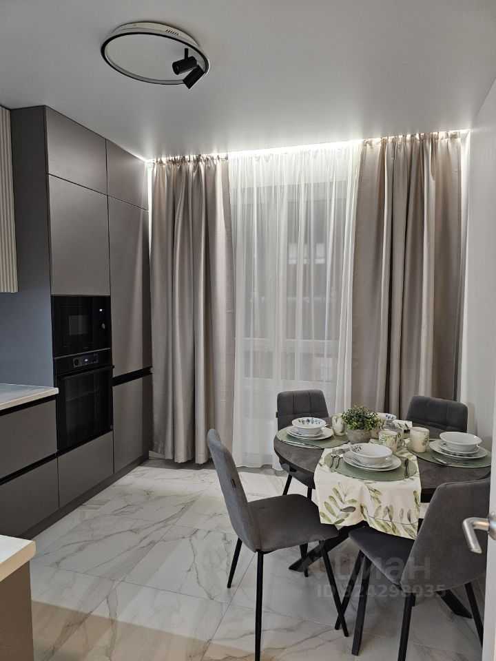 2-комнатная квартира, 63,2 м² — фотография 2