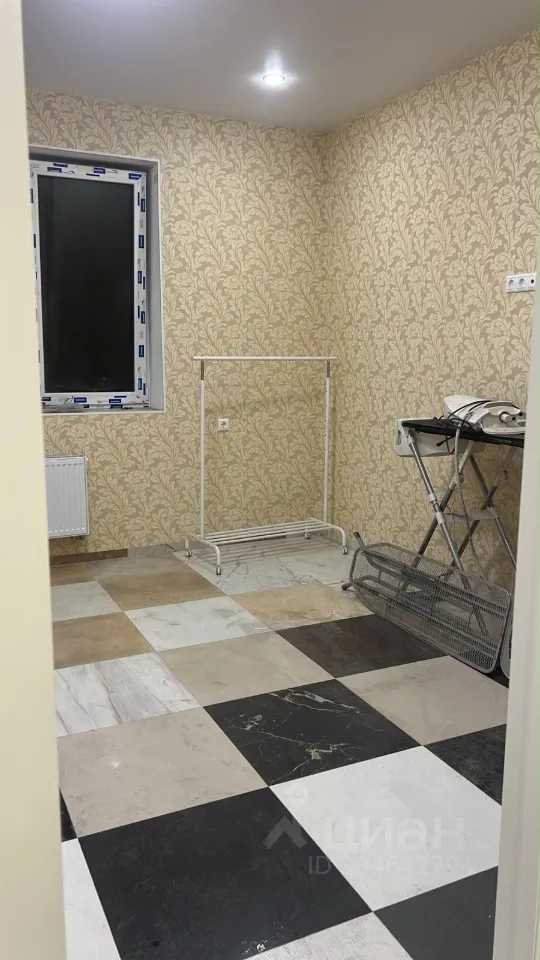 1-комнатная квартира, 35 м² — фотография 2
