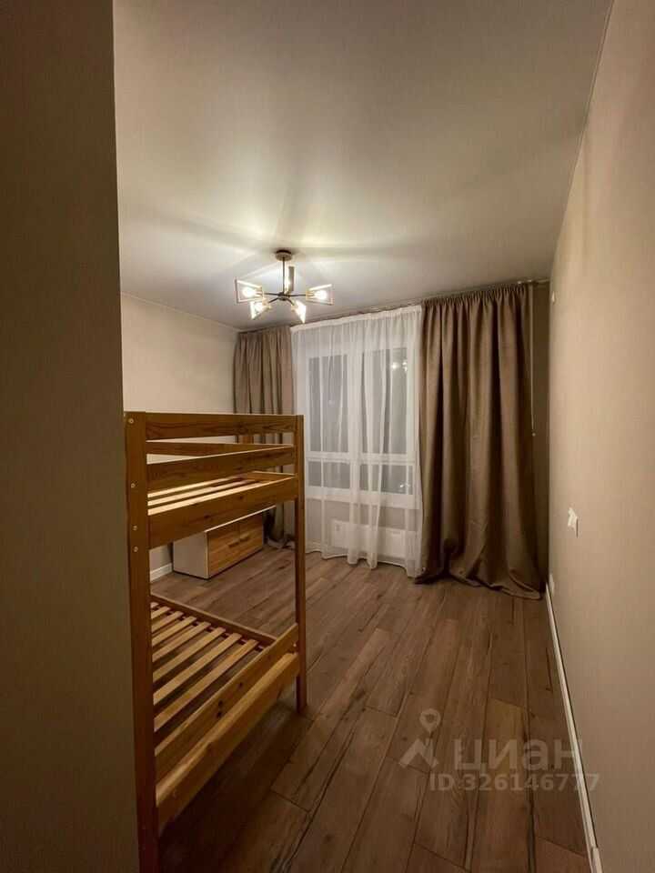 4-комнатная квартира, 90 м² — фотография 3