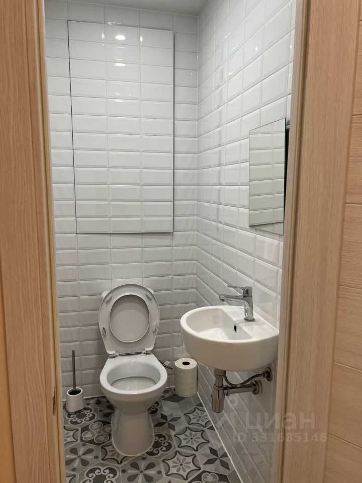 2-комнатная квартира, 70 м² — фотография 3