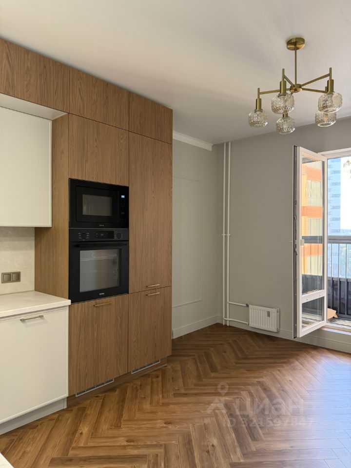 4-комнатная квартира, 109 м² — фотография 3
