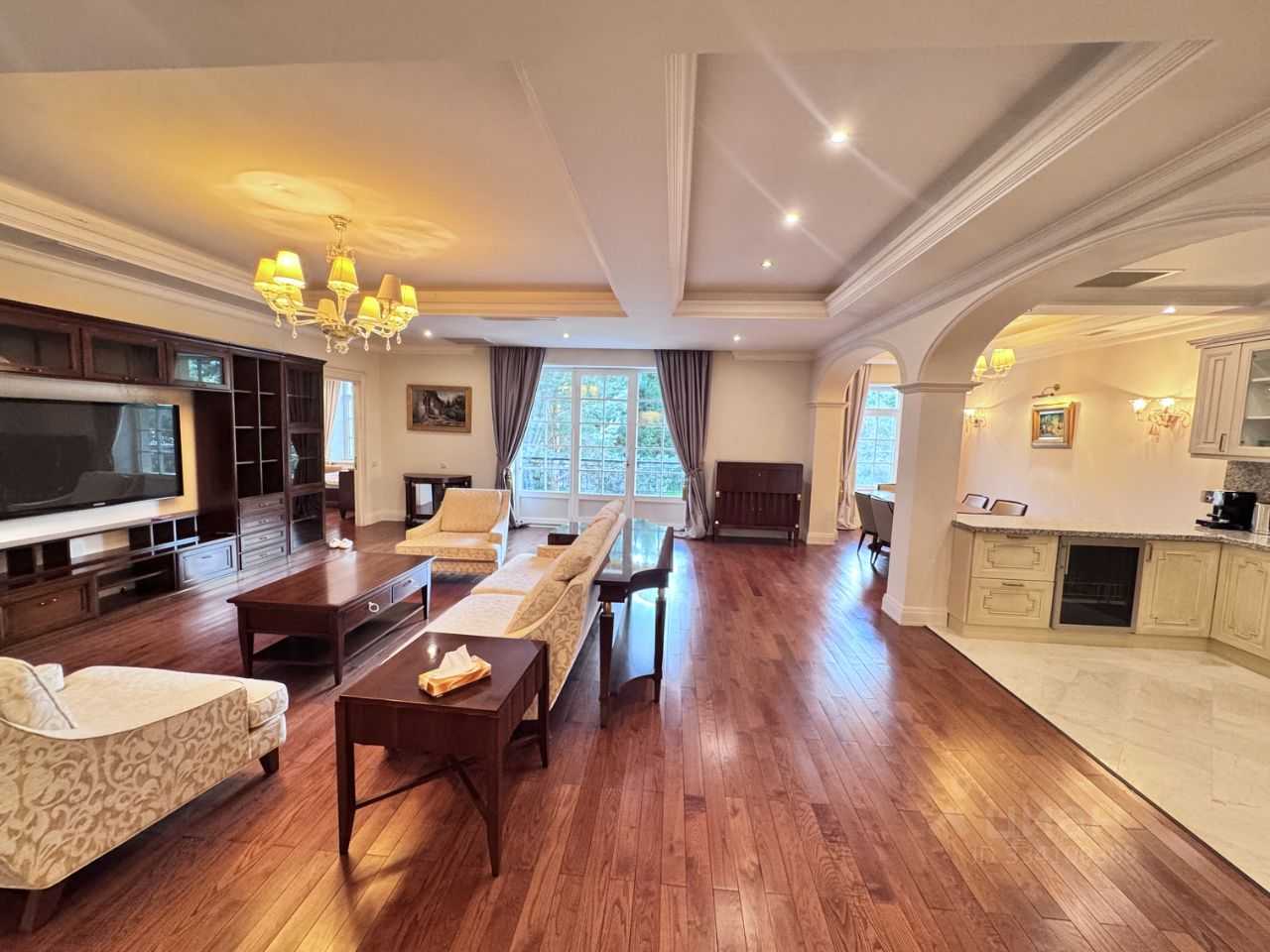 3-комнатная квартира, 174 м²