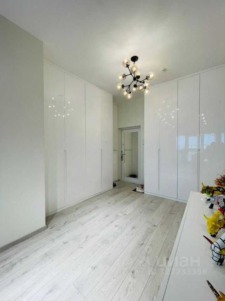1-комнатная квартира, 56 м² — фотография 3