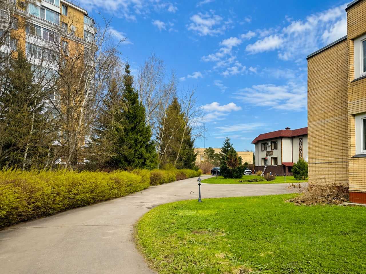 4-комнатная квартира, 230 м² — фотография 2