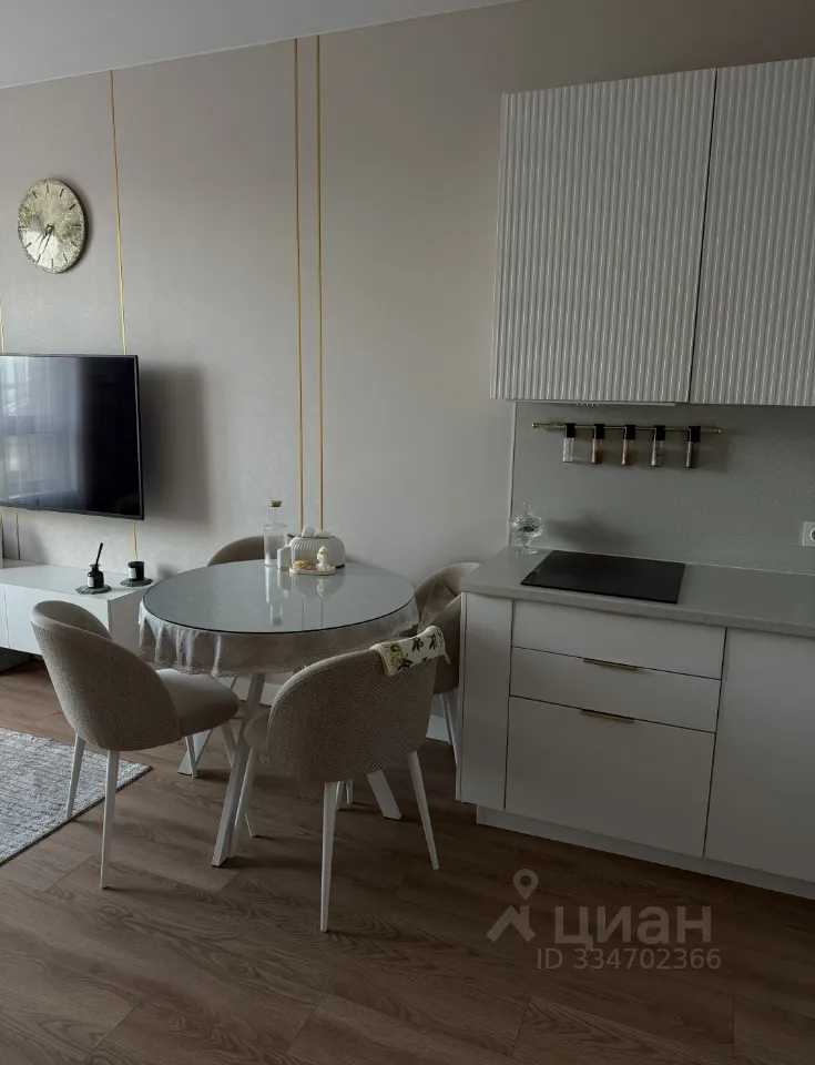 1-комнатная квартира, 37 м² — фотография 2