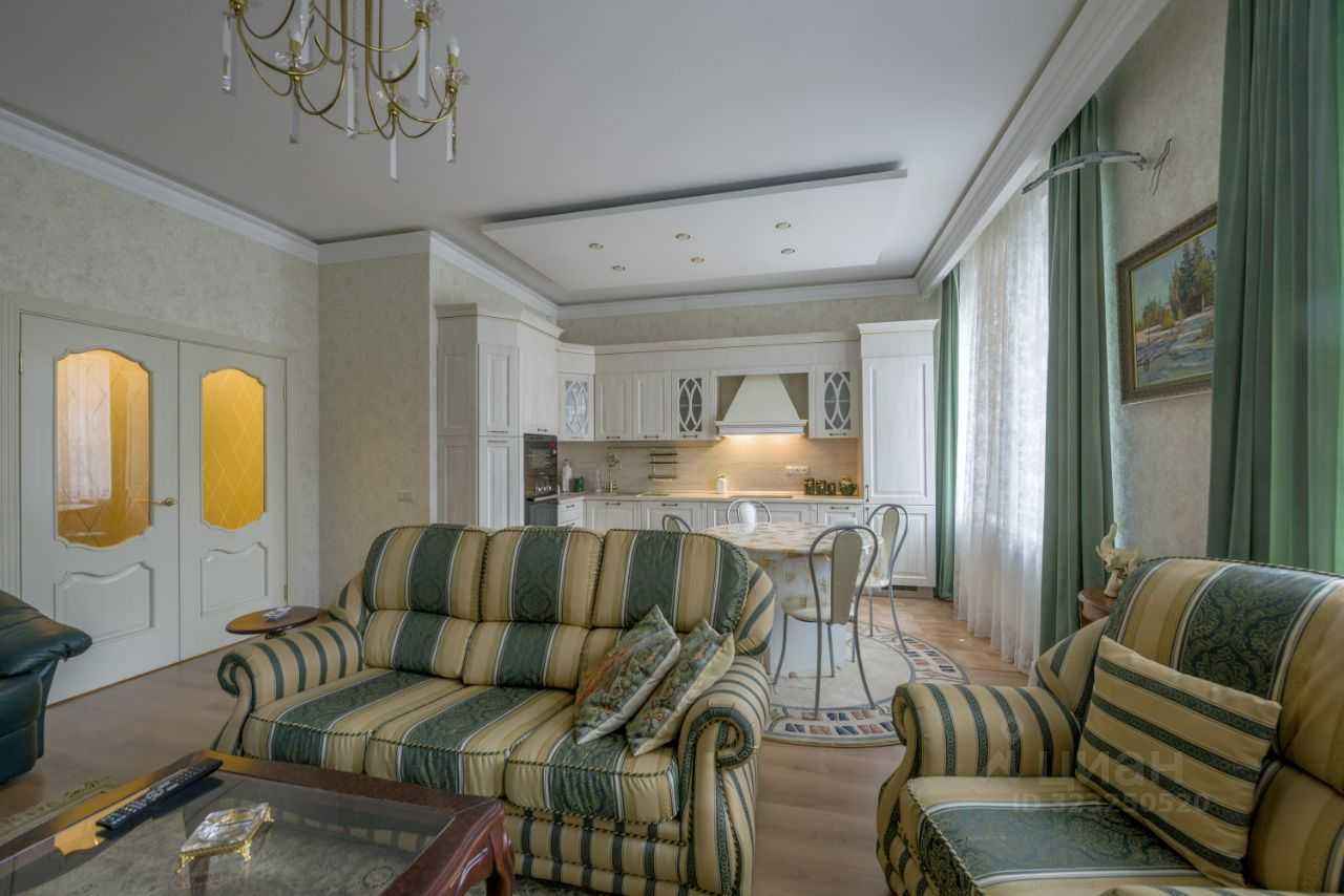 2-комнатная квартира, 70 м² — фотография 2