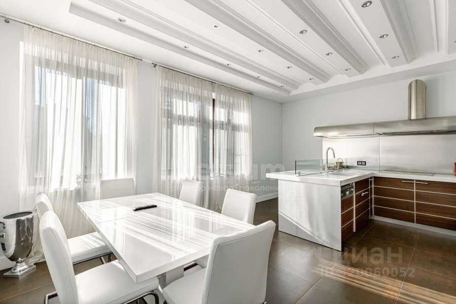 5-комнатная квартира, 205 м² — фотография 2