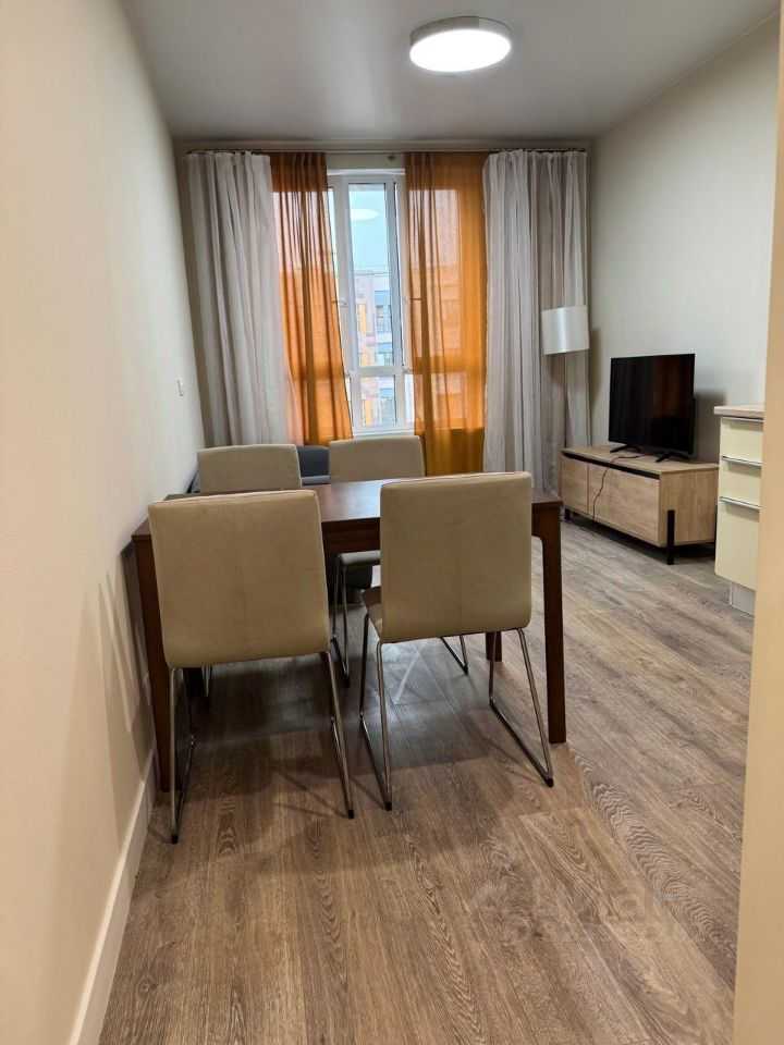 2-комнатная квартира, 67 м² — фотография 2