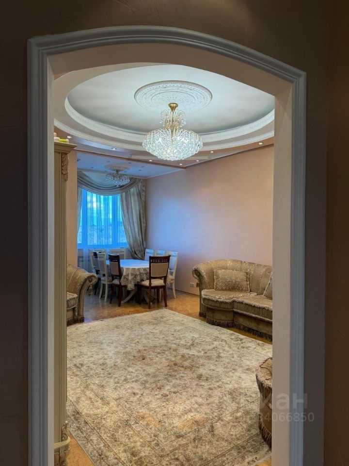 4-комнатная квартира, 160 м² — фотография 2