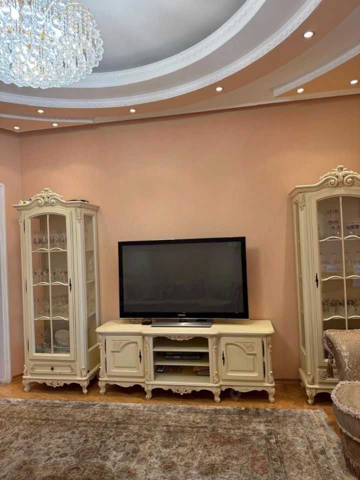 4-комнатная квартира, 160 м²