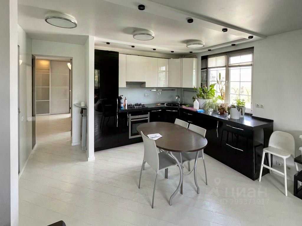 3-комнатная квартира, 64,3 м² — фотография 2
