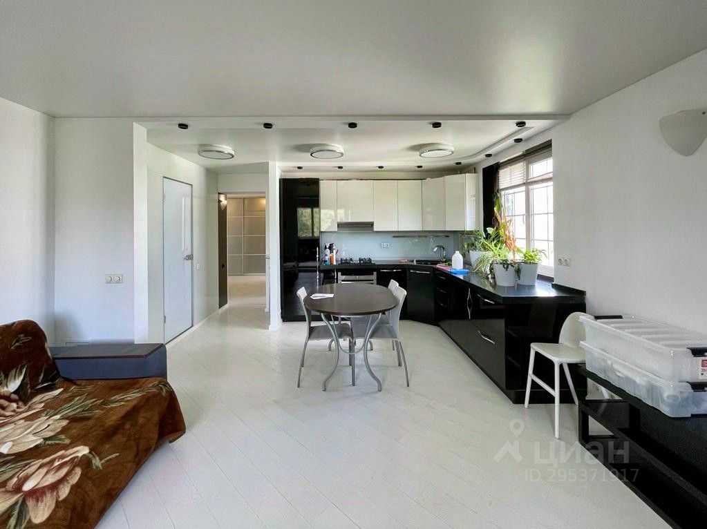 3-комнатная квартира, 64,3 м² — фотография 3