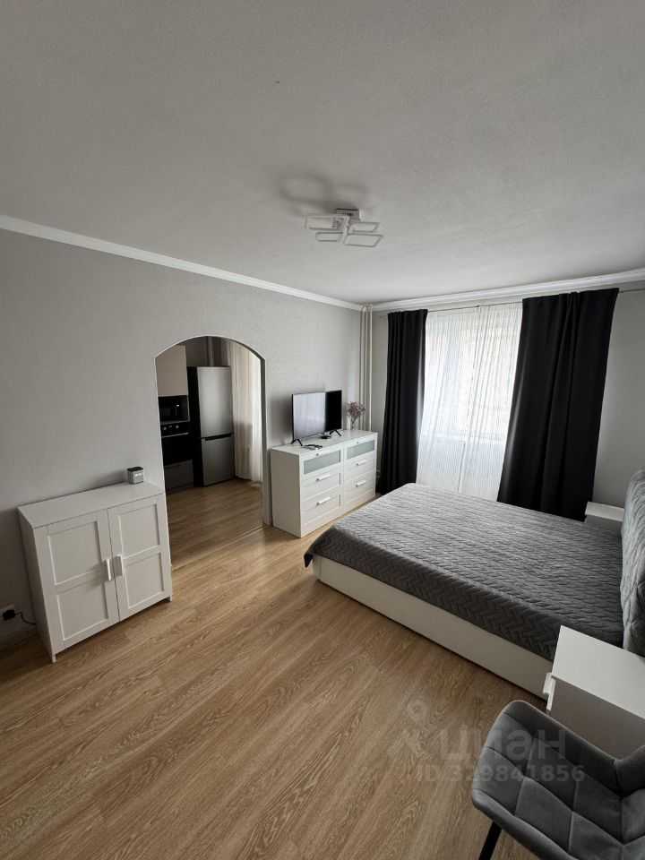 1-комнатная квартира, 37,8 м² — фотография 2