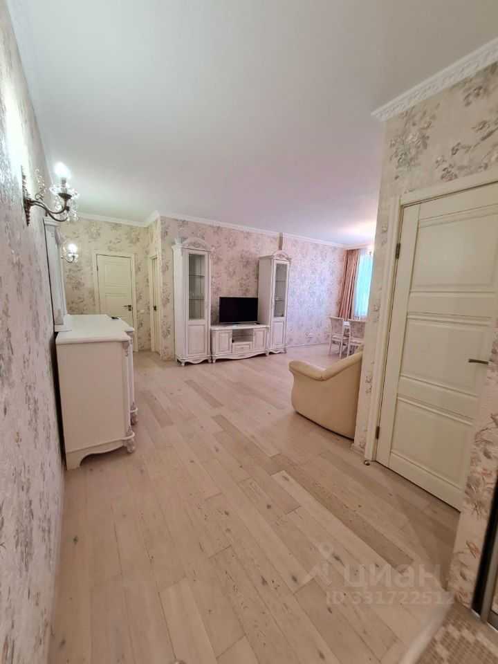2-комнатная квартира, 60 м²