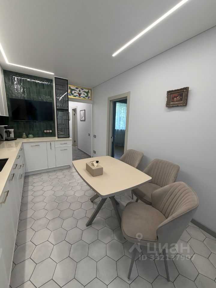 3-комнатная квартира, 72 м² — фотография 3