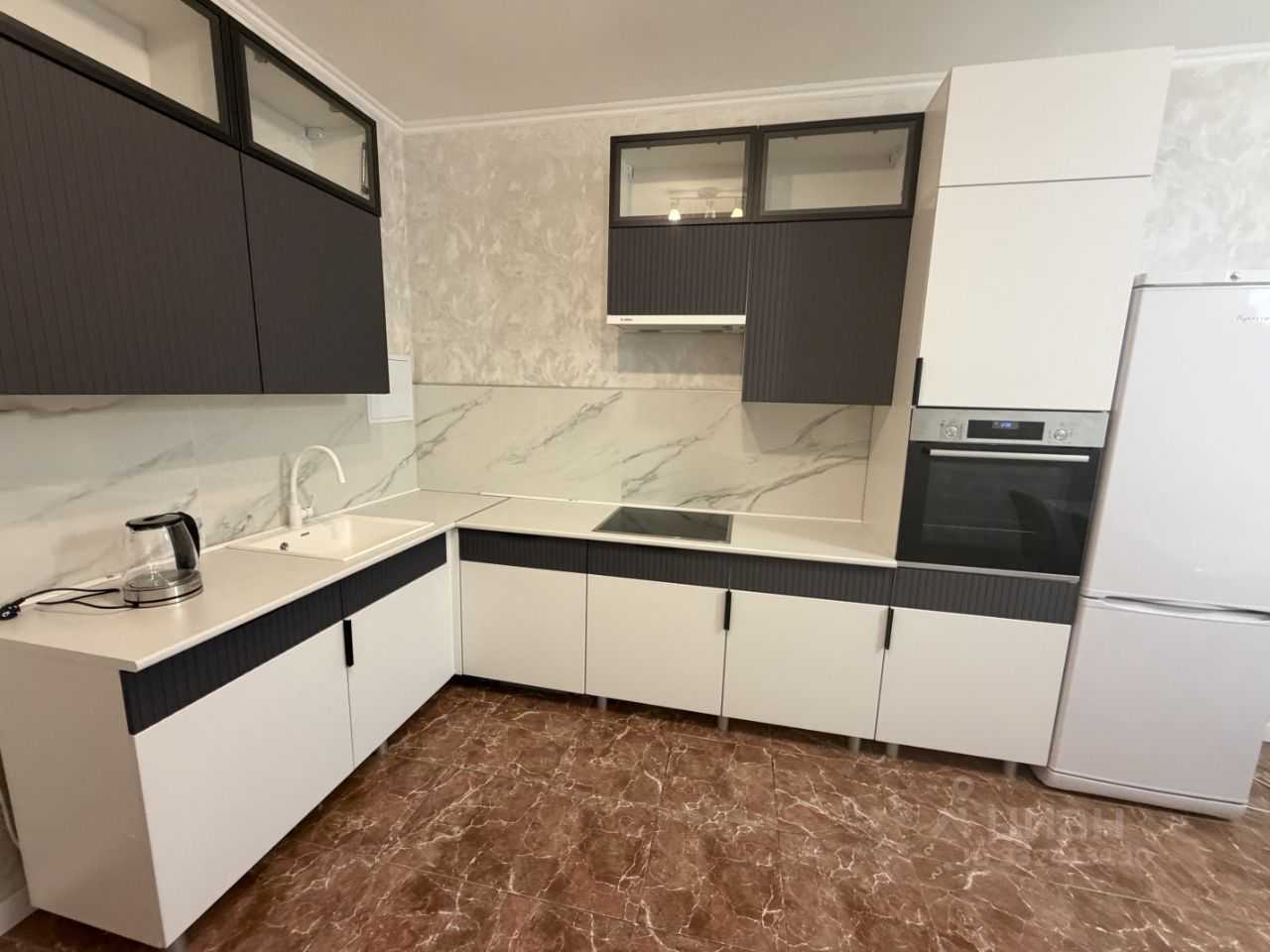 2-комнатная квартира, 58 м² — фотография 2