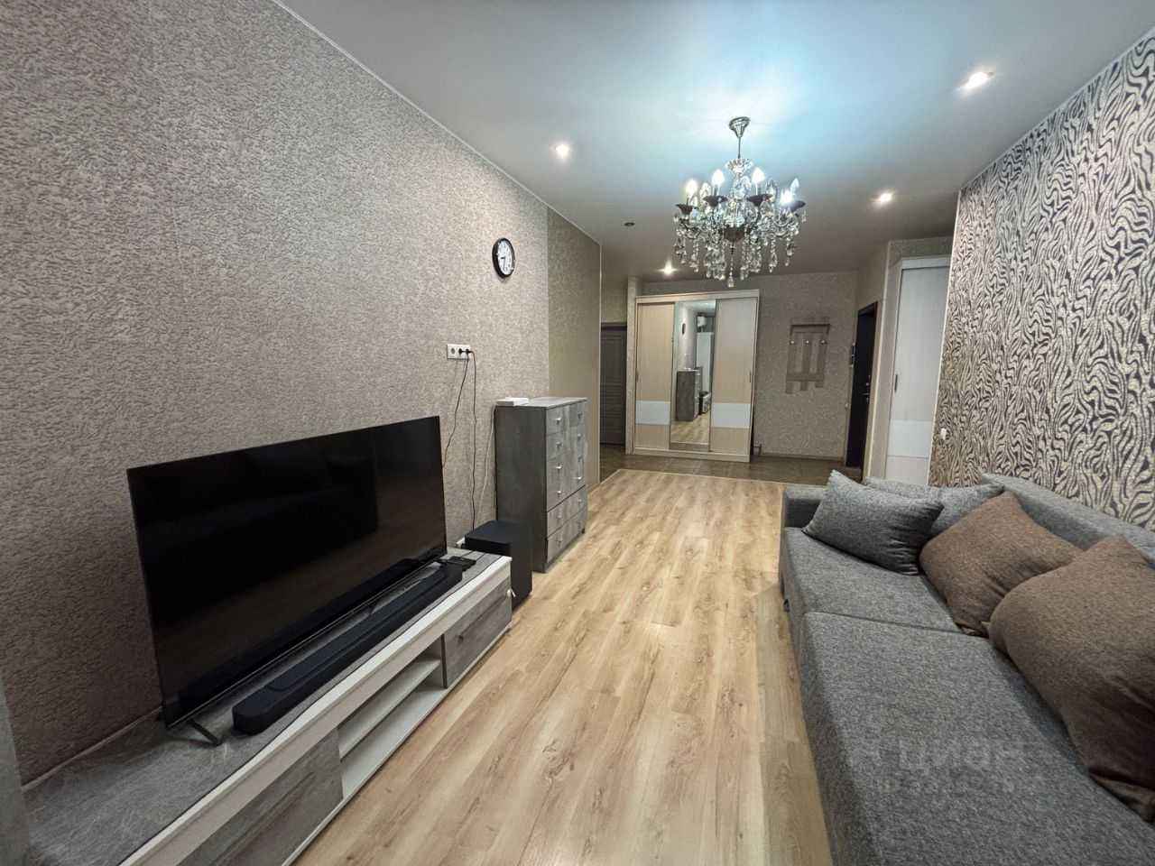 3-комнатная квартира, 82,7 м² — фотография 2