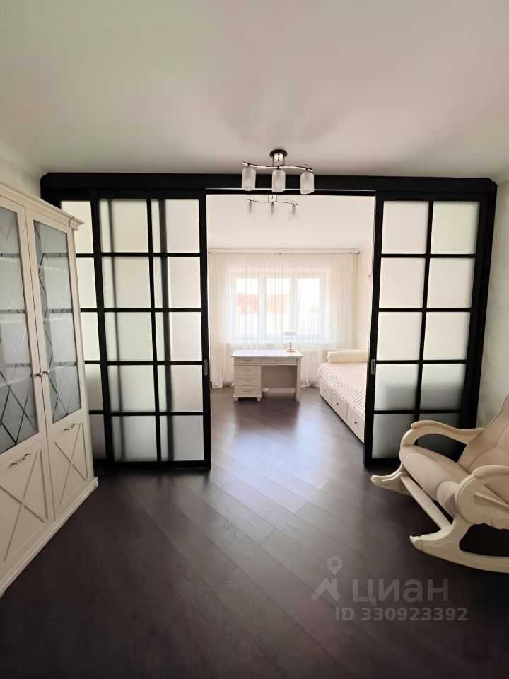 2-комнатная квартира, 76 м² — фотография 3